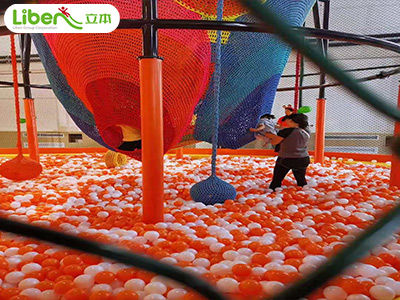室內兒童樂園