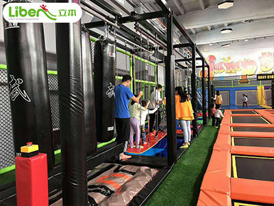 河南商丘蹦床主題公園加盟店——立本集團(tuán)